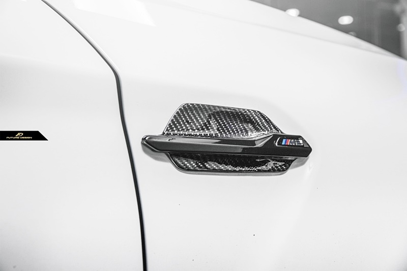 BMW F87 M2 - Performance Carbon Side Fender Trim 01